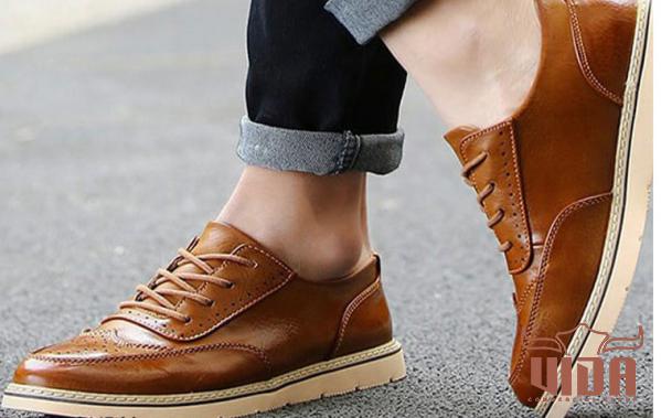 5 Important Factors in Buying Leather Shoes for School